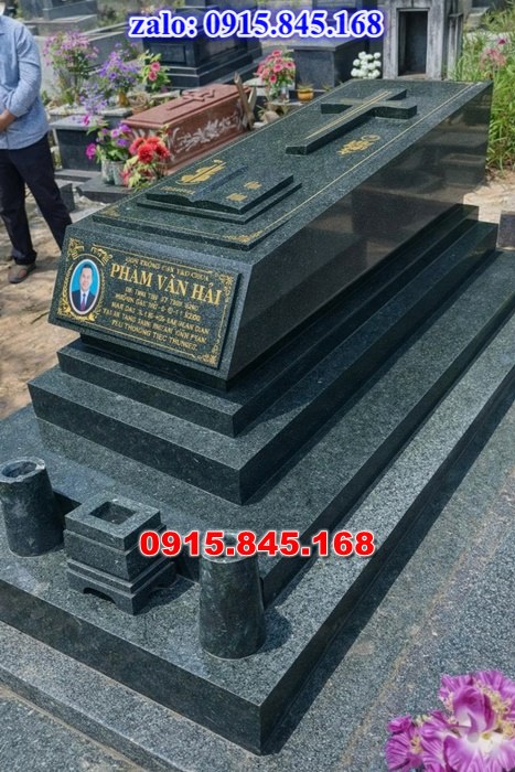 mộ ông bà bố mẹ gia đình dòng họ gia tộc, mộ đá granite xanh hoa cương đen cẩm thạch, mộ đá xanh ninh bình mỹ nghệ điêu khắc thanh hóa, giá bán mộ ốp xây chụp kim tĩnh huyệt mộ, mộ đá đơn giản không mái cao cấp, mộ đá có 1 23 mái đao ống chùa cong che, mộ đá đôi song thân phu thê, mộ sư bảo tháp để thề tro cốt 3 5 7 tầng mái, mộ đá trước nhà trong sân, kim tĩnh huyệt mộ địa hung hỏa cái tảng, thiết kế mộ đá kích thước phong thủy hợp mệnh, 