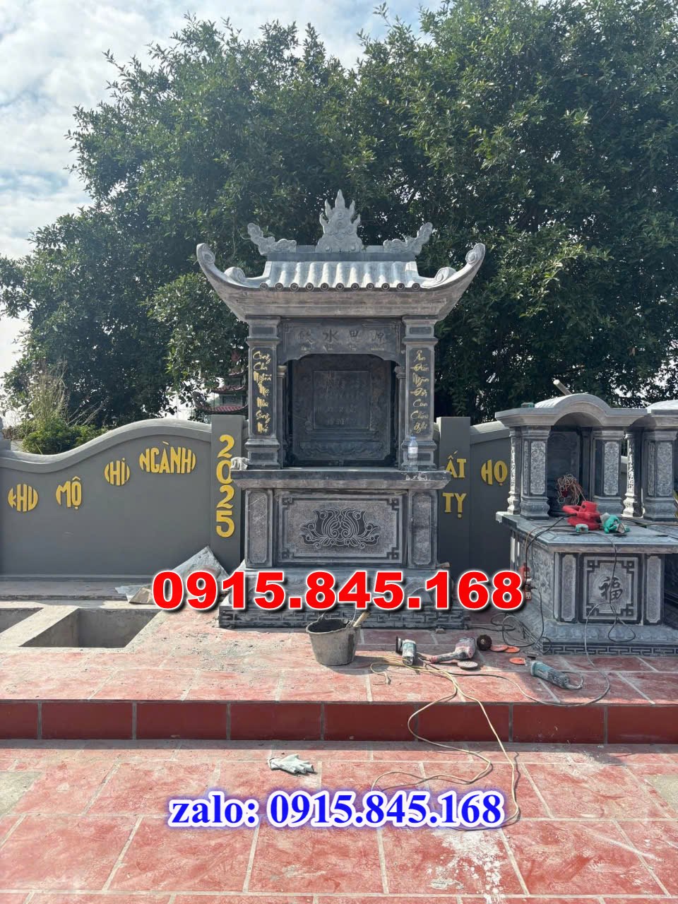 103Cây hương thờ điện biên/đá granite xanh khối 8 watermarked z7423336975377 5f2113e831fb6c84269052cd3e5378a3