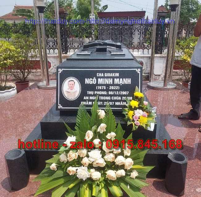 42Mộ công giáo đá lào cai bán sẵn 10 424Mộ công giáo đá lào cai bán sẵn yên bái