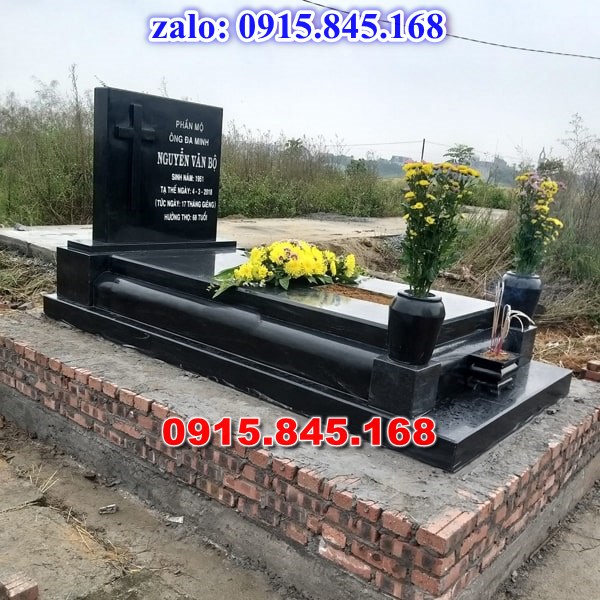 mộ ông bà bố mẹ gia đình dòng họ bằng đá, mộ song thân phu thê vợ chồng đá khối, mộ đôi tròn đơn giản không có mái đao che, mộ tam cấp tháp lục giác đá granite hoa cương, giá bán mộ đá để thờ tro cốt, hung hỏa địa táng, cuốn thư đá lăng mộ nghĩa trang gia đình, cổng tam quan tứ trụ nhà mồ, lan can tường rào đá chạm mỹ nghệ điêu khắc, thiết kế khuôn viên lăng mộ dòng họ gia tộc,