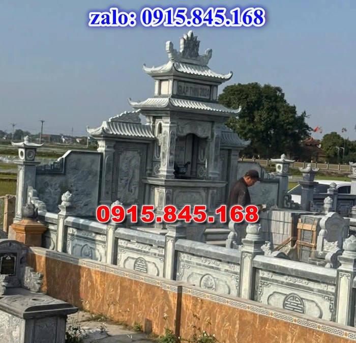 Mẫu nhà mồ xây đá granite để tro cốt bố mẹ, mẫu nhà mồ tiền chế bằng đá có mái che, giá bán nhà mồ đá xanh cẩm thạch granite, kích thước nhà mồ mả để tro cốt ba má gia đình, thiết kế nhà mồ đá hoa cương để tro cốt ba má, Nhà mồ giá rẻ xây gạch đá xi măng mái ngói, tường bao hàng rào đá nhà mồ dòng họ, cuốn thư bức bình phong đặt trước sân cửa nhà mồ, cuốn thư bức bình phong đặt trước sân cửa nhà mồ, đỉnh lư hương bình bông lọ hoa đặt ngoài mộ, rồng nghê sư tử đá lát sân nền nhà mồ,