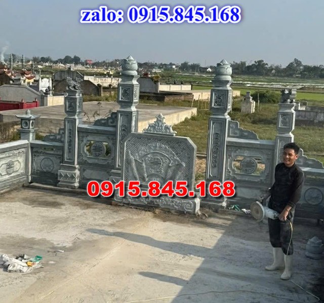 40-Nhà mồ đá vĩnh long xây bến tre 7 Mẫu nhà mồ xây đá granite để tro cốt bố mẹ, mẫu nhà mồ tiền chế bằng đá có mái che, giá bán nhà mồ đá xanh cẩm thạch granite, kích thước nhà mồ mả để tro cốt ba má gia đình, thiết kế nhà mồ đá hoa cương để tro cốt ba má, Nhà mồ giá rẻ xây gạch đá xi măng mái ngói, tường bao hàng rào đá nhà mồ dòng họ, cuốn thư bức bình phong đặt trước sân cửa nhà mồ, cuốn thư bức bình phong đặt trước sân cửa nhà mồ, đỉnh lư hương bình bông lọ hoa đặt ngoài mộ, rồng nghê sư tử đá lát sân nền nhà mồ,