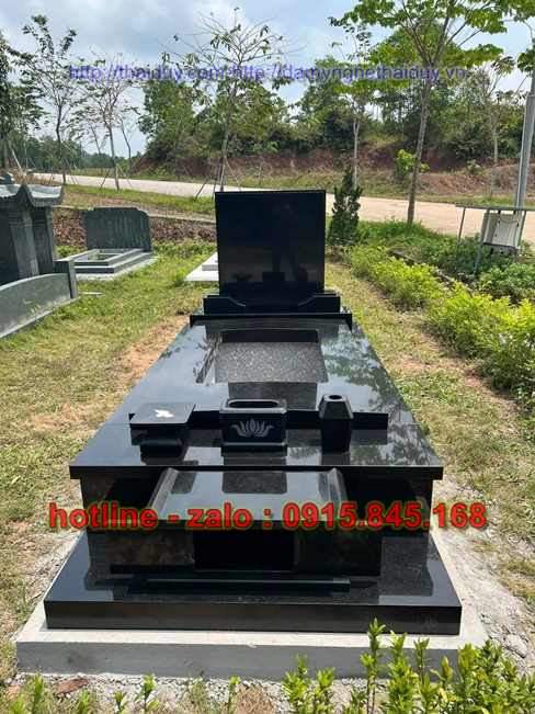14-Xây lăng mộ hà nội gạch đá cao cấp 10 watermarked z5406266454464 e933dec46ad7ed35d2d9a01c8a17e7a5 1