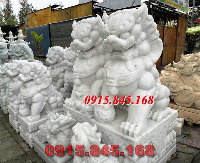07Sử tử đá đặt trước nhà cổng biệt thự 6 watermarked ky lan da dat cong trang 2048x1536 1