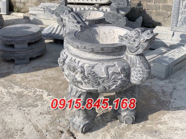 Mẫu-63 đỉnh lư hương đá hà giang 22 watermarked z2421507069570 a097a2e2e97b361a4d8e26932240e624 1