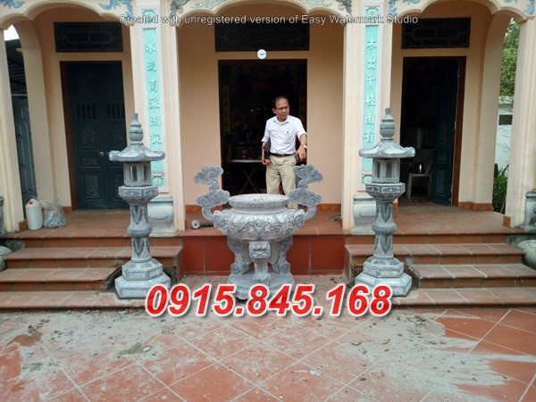 Mẫu-54 lư đá đỉnh hương trắng quảng trị 10 watermarked z2421507082697 729988cb866415af17c959b078242689 1