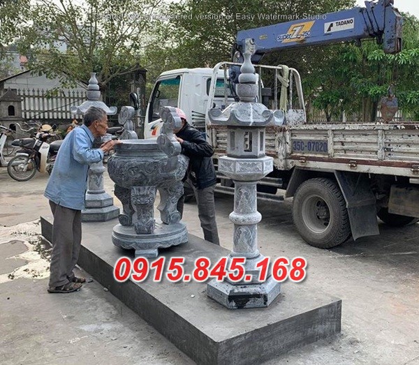 Mẫu-63 đỉnh lư hương đá hà giang 11 watermarked z2421512791134 6c7df17bc51f804c70d1e9c1c0055626 4