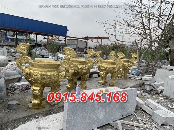 25-Lư hương đá trà vinh đỉnh vuông 6 watermarked z2421522660502 112d6b198e73253121207dca6f26c28a