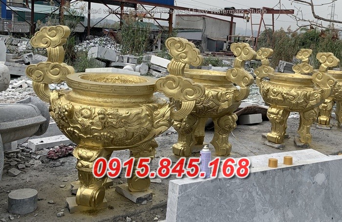 25-Lư hương đá trà vinh đỉnh vuông 8 watermarked z2421522660502 112d6b198e73253121207dca6f26c28a5282852852