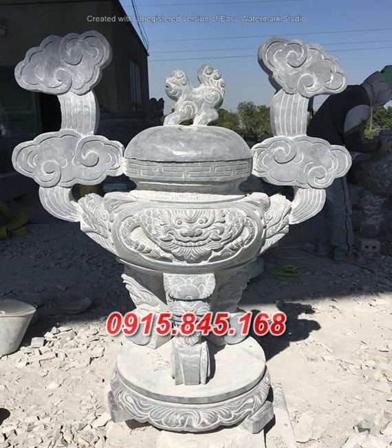 80-Mẫu lư đỉnh hương đá bắc giang 7 watermarked z3352474313167 3df75e100befd12e72cf7a57e82db858 4