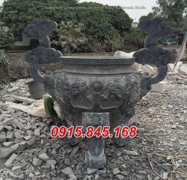 Mẫu-57 lư hương đá đỉnh hà tĩnh 6 watermarked z667089576837 4d4e538773535bf1b3ba3bff08b6f3191 1
