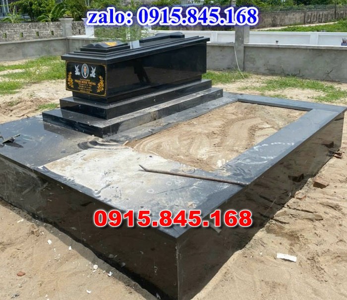 mộ ông bà bố mẹ gia đình dòng họ gia tộc, mộ đá granite xanh hoa cương đen cẩm thạch, mộ đá xanh ninh bình mỹ nghệ điêu khắc thanh hóa, giá bán mộ ốp xây chụp kim tĩnh huyệt mộ, mộ đá đơn giản không mái cao cấp, mộ đá có 1 23 mái đao ống chùa cong che, mộ đá đôi song thân phu thê, mộ sư bảo tháp để thề tro cốt 3 5 7 tầng mái, mộ đá trước nhà trong sân, kim tĩnh huyệt mộ địa hung hỏa cái tảng, thiết kế mộ đá kích thước phong thủy hợp mệnh, 