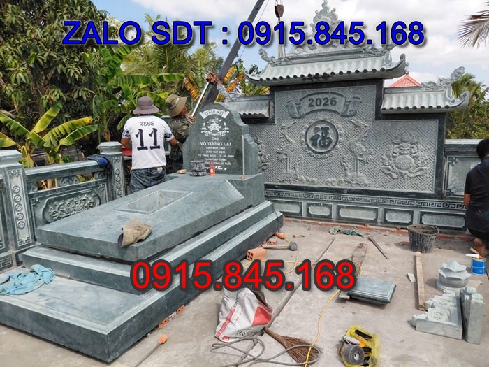 mộ ông bà bố mẹ gia đình dòng họ gia tộc, mộ đá granite xanh hoa cương đen cẩm thạch, mộ đá xanh ninh bình mỹ nghệ điêu khắc thanh hóa, giá bán mộ ốp xây chụp kim tĩnh huyệt mộ, mộ đá đơn giản không mái cao cấp, mộ đá có 1 23 mái đao ống chùa cong che, mộ đá đôi song thân phu thê, mộ sư bảo tháp để thề tro cốt 3 5 7 tầng mái, mộ đá trước nhà trong sân, kim tĩnh huyệt mộ địa hung hỏa cái tảng, thiết kế mộ đá kích thước phong thủy hợp mệnh,