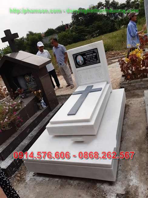 Mẫu+98 mộ tam cấp đá khối thái nguyên 9 watermarked Mau mo da cong giao 5 768x1023 Copy Copy 3 Copy