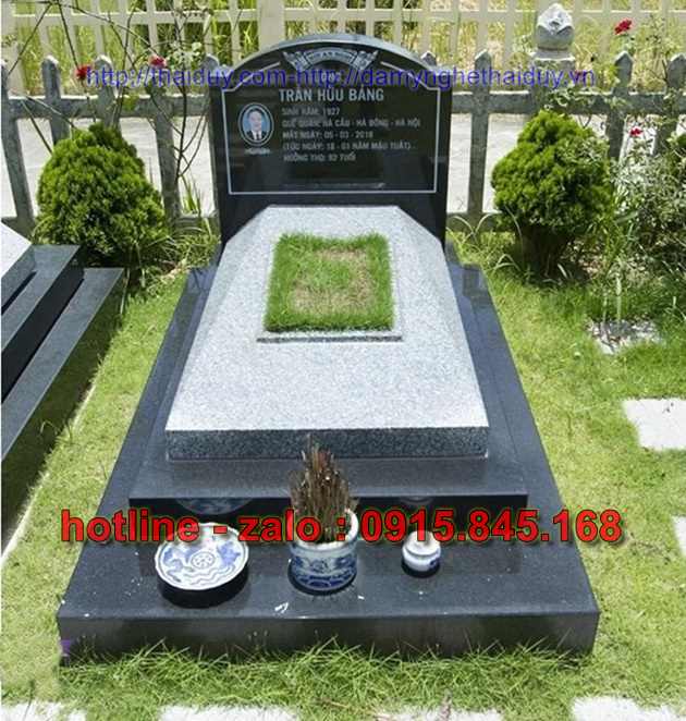 Mẫu+14 mộ tam cấp đá khối quảng nam 12 watermarked Mo da hoa cuong tai Hoa vien nghia trang dep Copy 3 Copy 1