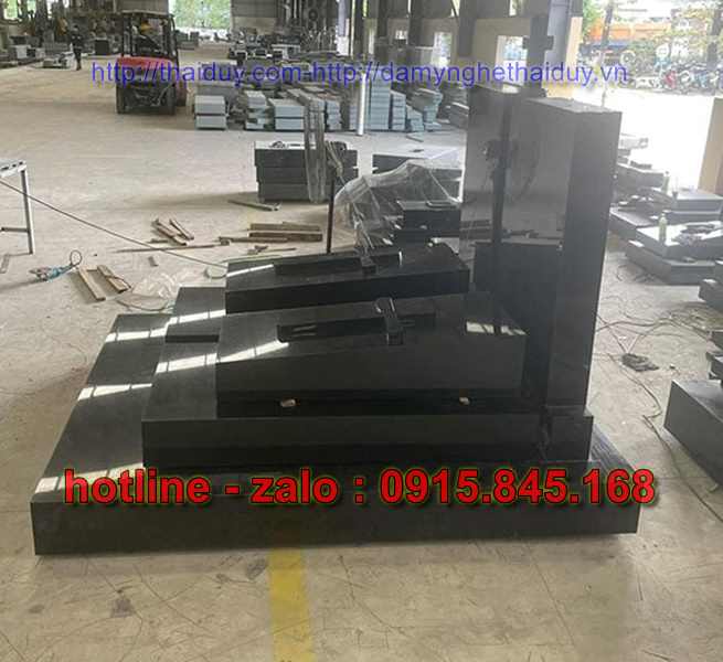 Mẫu+08 mộ tam cấp đá nghệ an 13 watermarked mau mo hoa cuong cong giao Copy 2 Copy