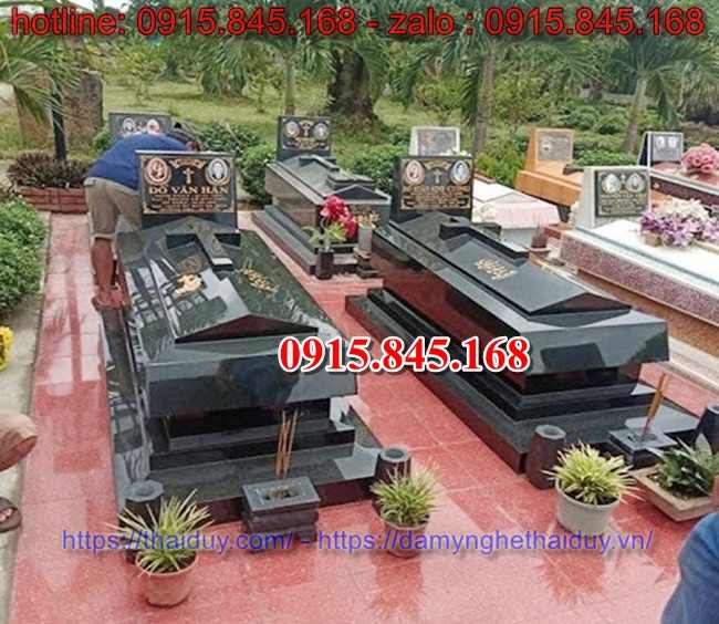 88+Mộ đá quảng ngãi xây nguyên khối 7 watermarked z4758495673927 f2e85ead84cb5c15c929c8416c1bb3ad Copy 2