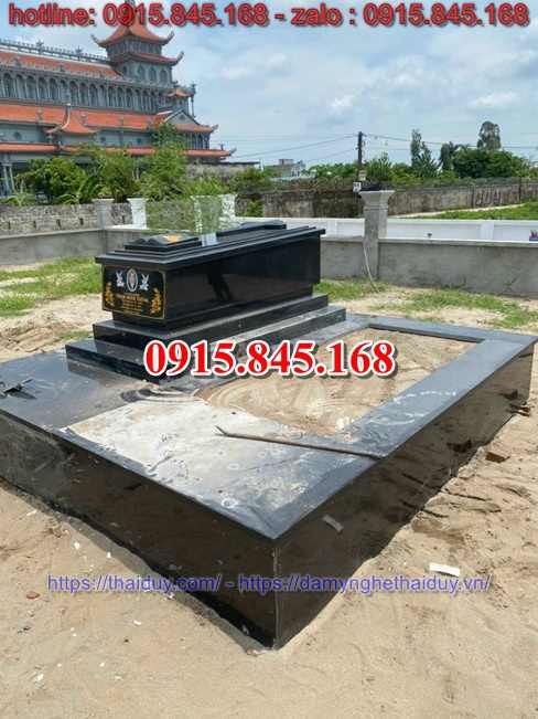 88+Mộ đá quảng ngãi xây nguyên khối 11 watermarked z5031714876913 98971d407472ea642f4b61a15849eeca Copy Copy 3