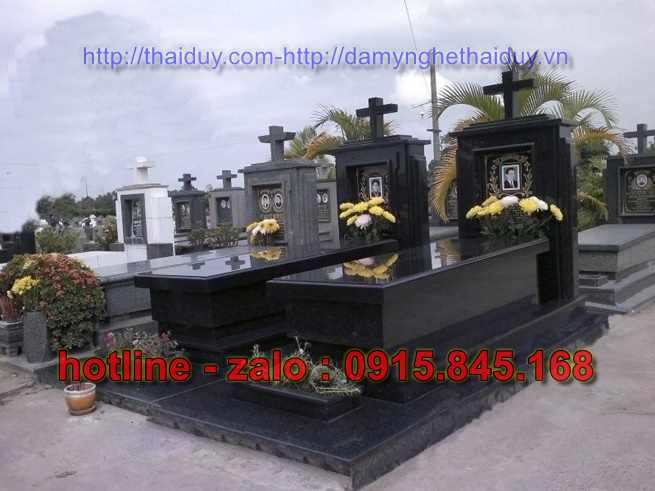 Mẫu+89 mộ đá granite bình định nguyên khối 12 watermarked z5405203709482 c1fd87f8799ed5985bc532ba7c3dfda8 Copy Copy Copy 3