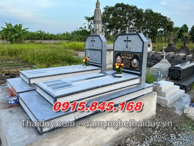 94+Mẫu mộ đá kon tum nguyên khối 7 watermarked z5599940052759 c6ad567f2d9229fdbf6b314334f2bb76 Copy 2