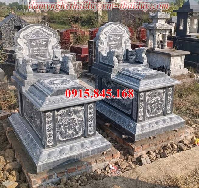 94+Mẫu mộ đá kon tum nguyên khối 10 watermarked z6338152539923 1640d8369421708bfe3d6ddb54b85c66