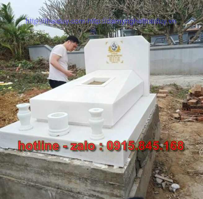 64Mộ đá quảng trị nguyên khối giá bán 16 watermarked mo da trang s13 Copy 2
