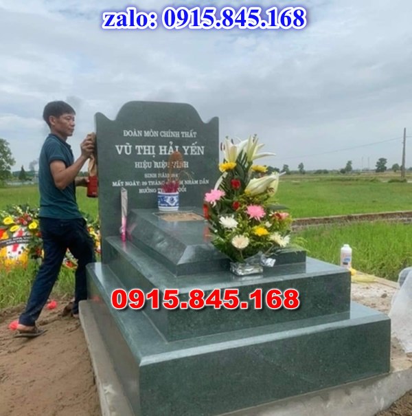 mộ ông bà bố mẹ gia đình dòng họ gia tộc, mộ đá granite xanh hoa cương đen cẩm thạch, mộ đá xanh ninh bình mỹ nghệ điêu khắc thanh hóa, giá bán mộ ốp xây chụp kim tĩnh huyệt mộ, mộ đá đơn giản không mái cao cấp, mộ đá có 1 23 mái đao ống chùa cong che, mộ đá đôi song thân phu thê, mộ sư bảo tháp để thề tro cốt 3 5 7 tầng mái, mộ đá trước nhà trong sân, kim tĩnh huyệt mộ địa hung hỏa cái tảng, thiết kế mộ đá kích thước phong thủy hợp mệnh,