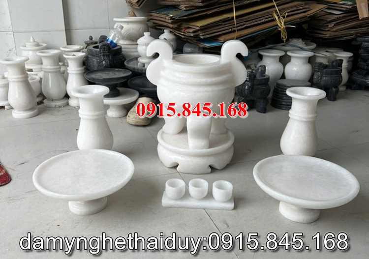 30 Bộ bát hương thắp nhang đá Nguyên Khối Bình Phước 54 giá bộ bát hương đá ngoài trời, kích thước bộ bát hương đá, bộ bát hương bằng đá xanh, lọ hoa bằng đá, bình bông bằng đá, đĩa đựng trái cây hoa quả, đèn hạc thờ, chén nước bằng đá, mẫu bộ bát hương đá vuông, bộ bát hương đá ninh bình, bộ bát hương đá non nước, lư hương đá, bộ bát hương đá gốm sứ, bộ bát hương đá nhỏ, bộ bát hương đá trắng, bộ bát hương đá vàng, bộ bát hương đá granite hoa cương, bộ bát hương đá nguyên khối, bộ bát hương đá rồng phượng, bộ bát hương đá công giáo, bộ bát hương lăng mộ, bộ bát hương đá chùa miếu, bộ bát hương đá nhà thờ họ từ đường,